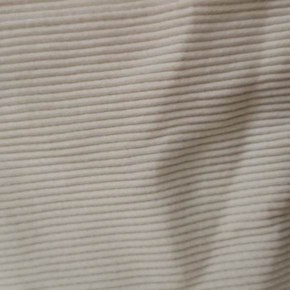 Ribbed White tank top - Picture 3 of 3